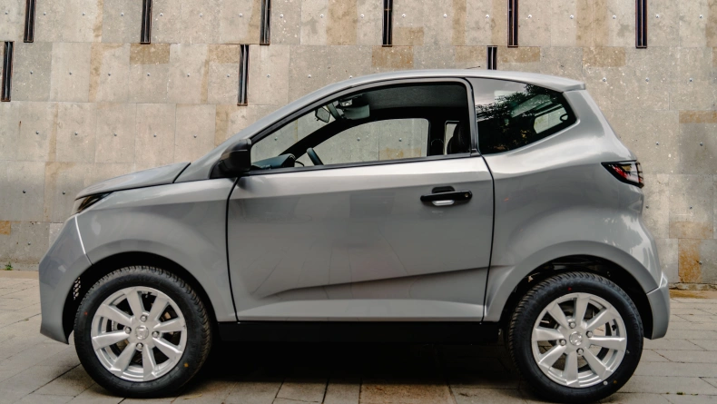 Brommobielen AIXAM e City SITU_CITPACK_SILV_PNG (102).jpg