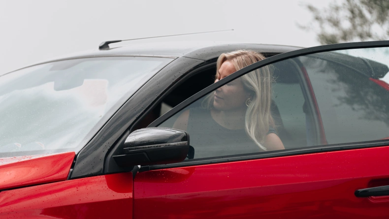 Brommobielen AIXAM e Coup&eacute; SITU_ECOUPG_RED_PNG (12).jpg