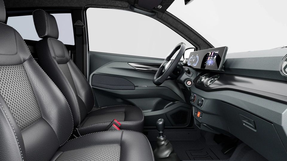 Brommobielen AIXAM City Photo Interieur SPORT Thermique V1 - parement Noir laque.jpg