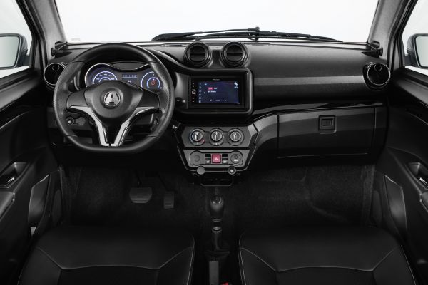 Brommobielen AIXAM Coupé Ebbehoutlook dashboard (Tablet als optie)